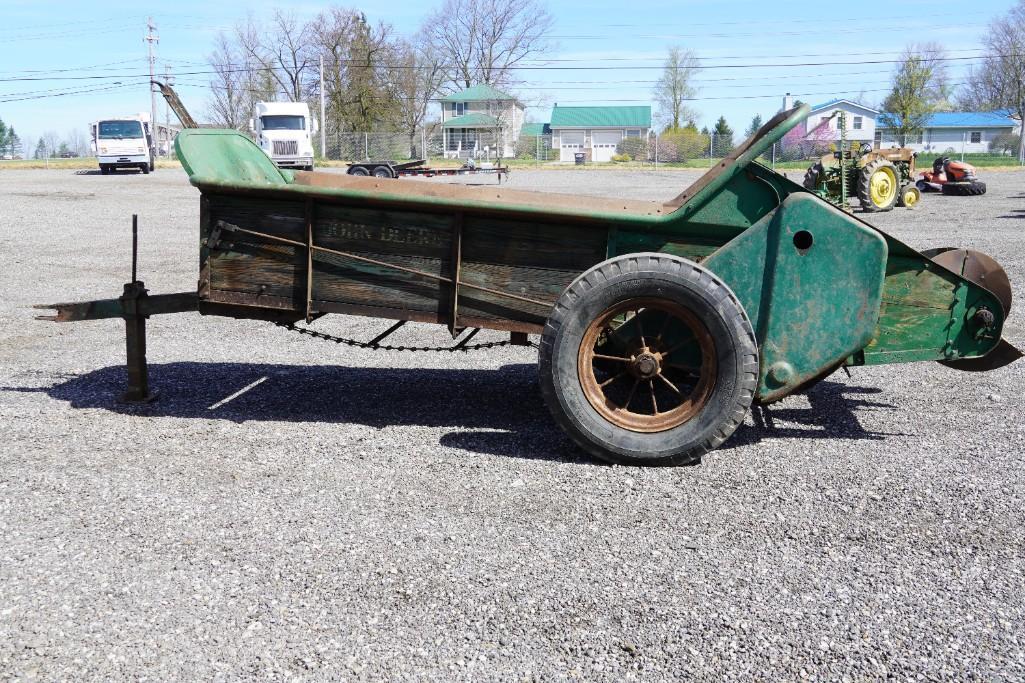 John Deere L Manure Spreader