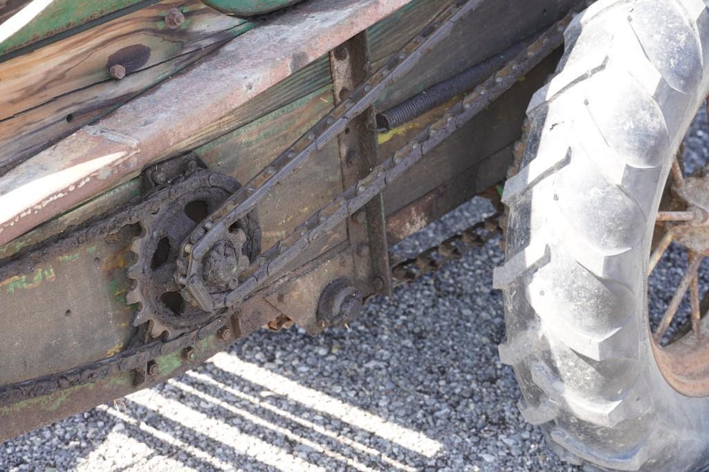 John Deere L Manure Spreader