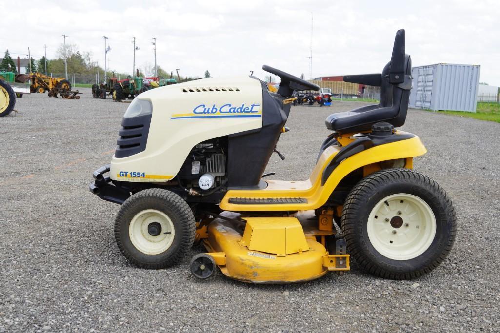 Cub Cadet GT 1554 Lawn Mower