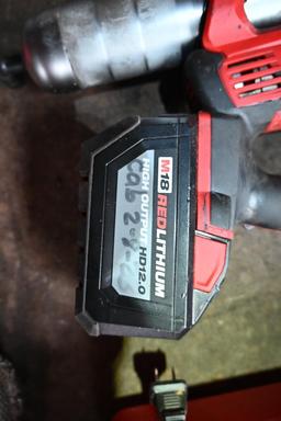 Milwaukee Cordless Grease Gun