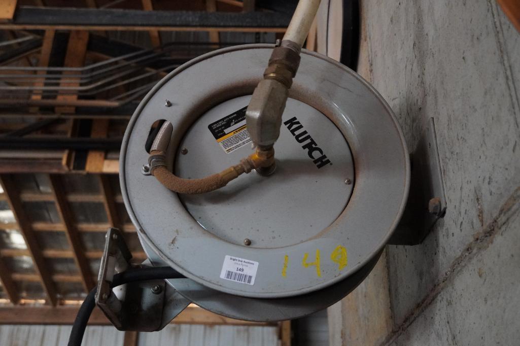 Klutch Retracting Air Hose Reel with Hose