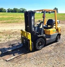 TCM FG25N56 Forklift