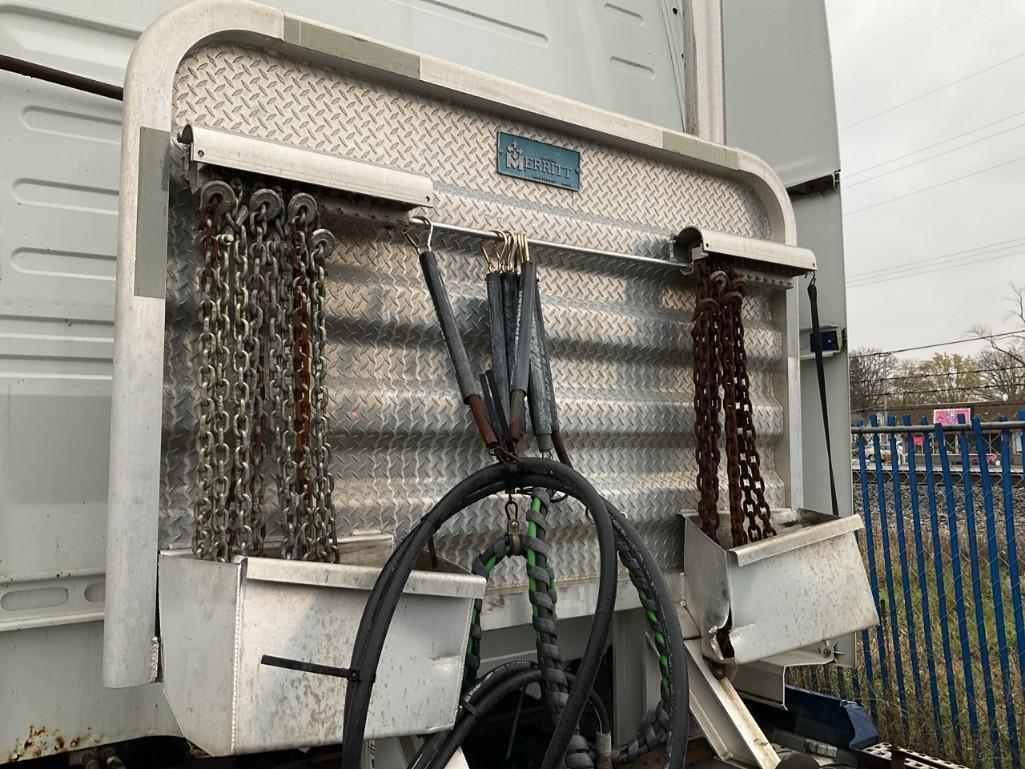 2007 Volvo VNL Truck with Sleeper Cab
