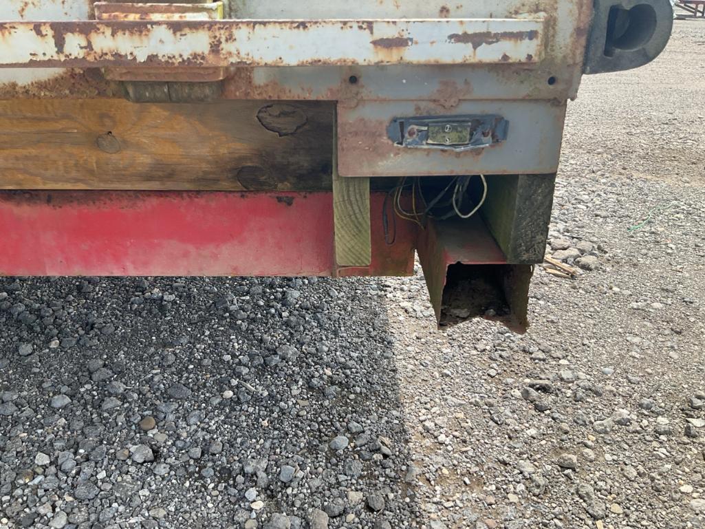 28 Double Axle Trailer*