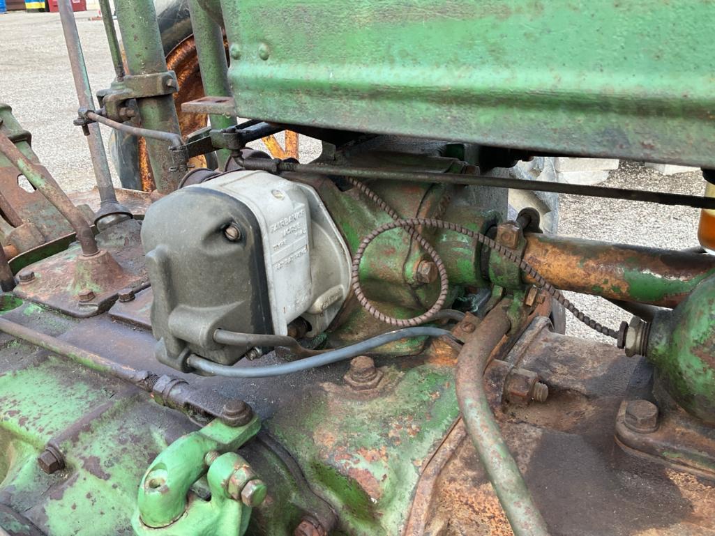 John Deere Model B Unstyled Tractor*