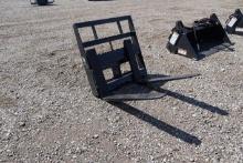 Unused WOLVERINE 2025 Mini Pallet Fork