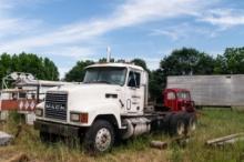 1993 Mack Day Cab Truck