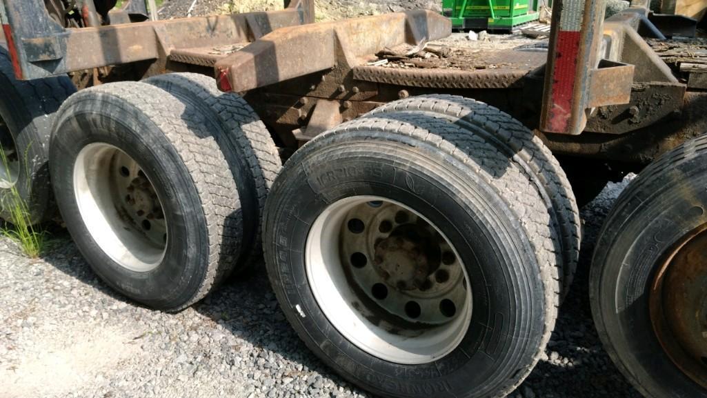 2007 Kenworth T800 Tri Axle Log Truck
