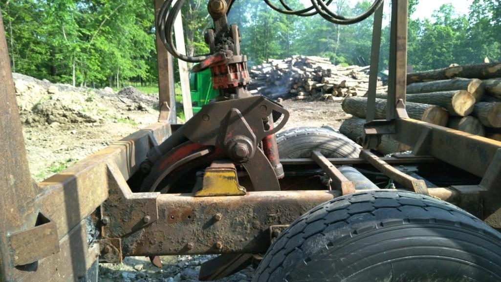 2007 Kenworth T800 Tri Axle Log Truck