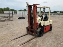 1994 Nissan PH02A25V Forklift*
