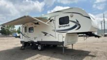 2013 Springdale 5th Wheel Camper*