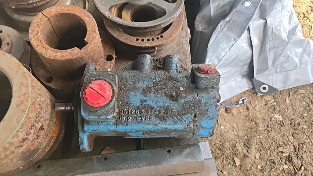 Assorted Pulleys and Chipper Counter Knives