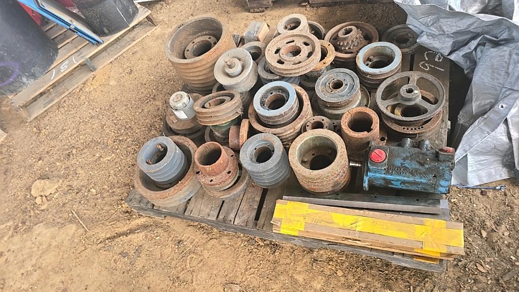 Assorted Pulleys and Chipper Counter Knives