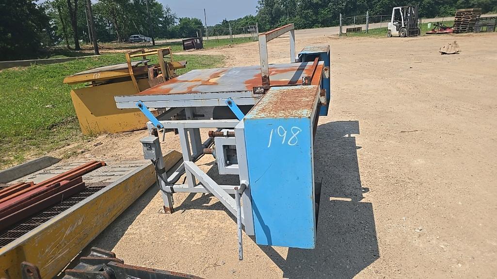 Pallet Dismantler
