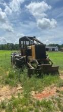 John Deere 640D Skidder*