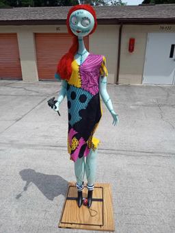 6 FT TALL SALLY, NIGHTMARE BEFORE CHRISTMAS, DELUXE LIFE-SIZE ANIMATED CHARACTER, music and talking