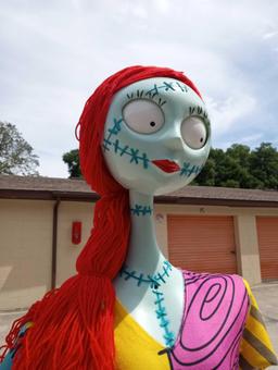 6 FT TALL SALLY, NIGHTMARE BEFORE CHRISTMAS, DELUXE LIFE-SIZE ANIMATED CHARACTER, music and talking
