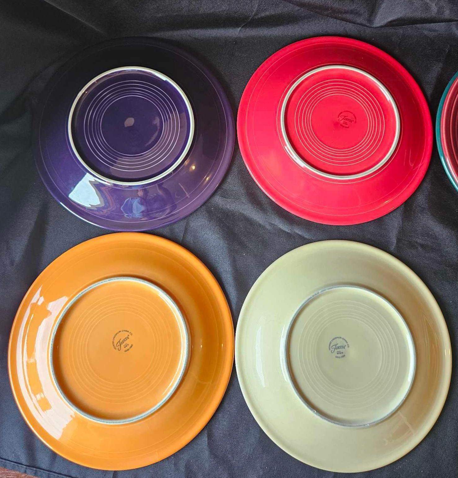 (6) FIESTAWARE Homer Laughlin 10.5 in. Dinner Plates