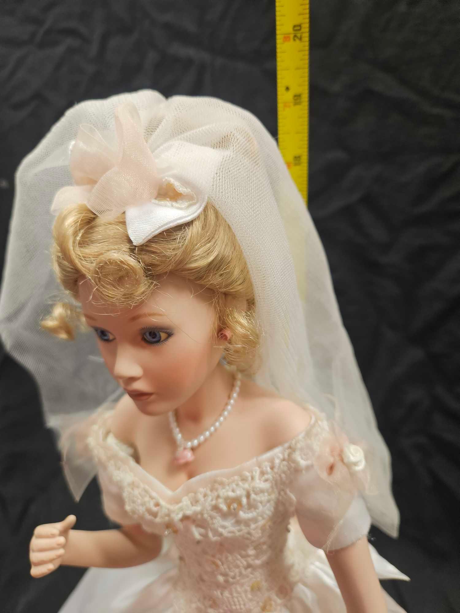 Vintage Ashton Drake Galleries Paulette Bride Porcelain Doll 20in