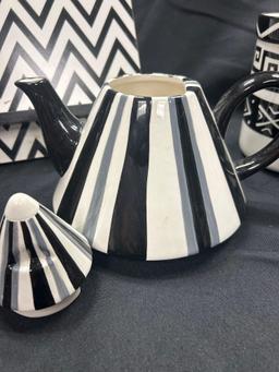 Lot of 4 Black and White Decor