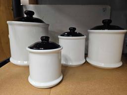 BLACK AND WHITE CANISTER SET