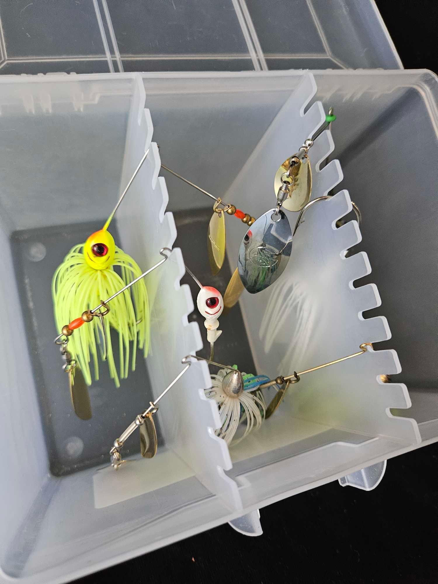 PLANO SPINNERBAIT BOX WITH SPINNERS