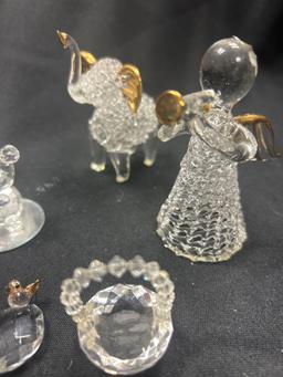 GROUP OF TEENY TINY CRYSTAL / GLASS FIGURINES INCLUDING SWAROVSKI