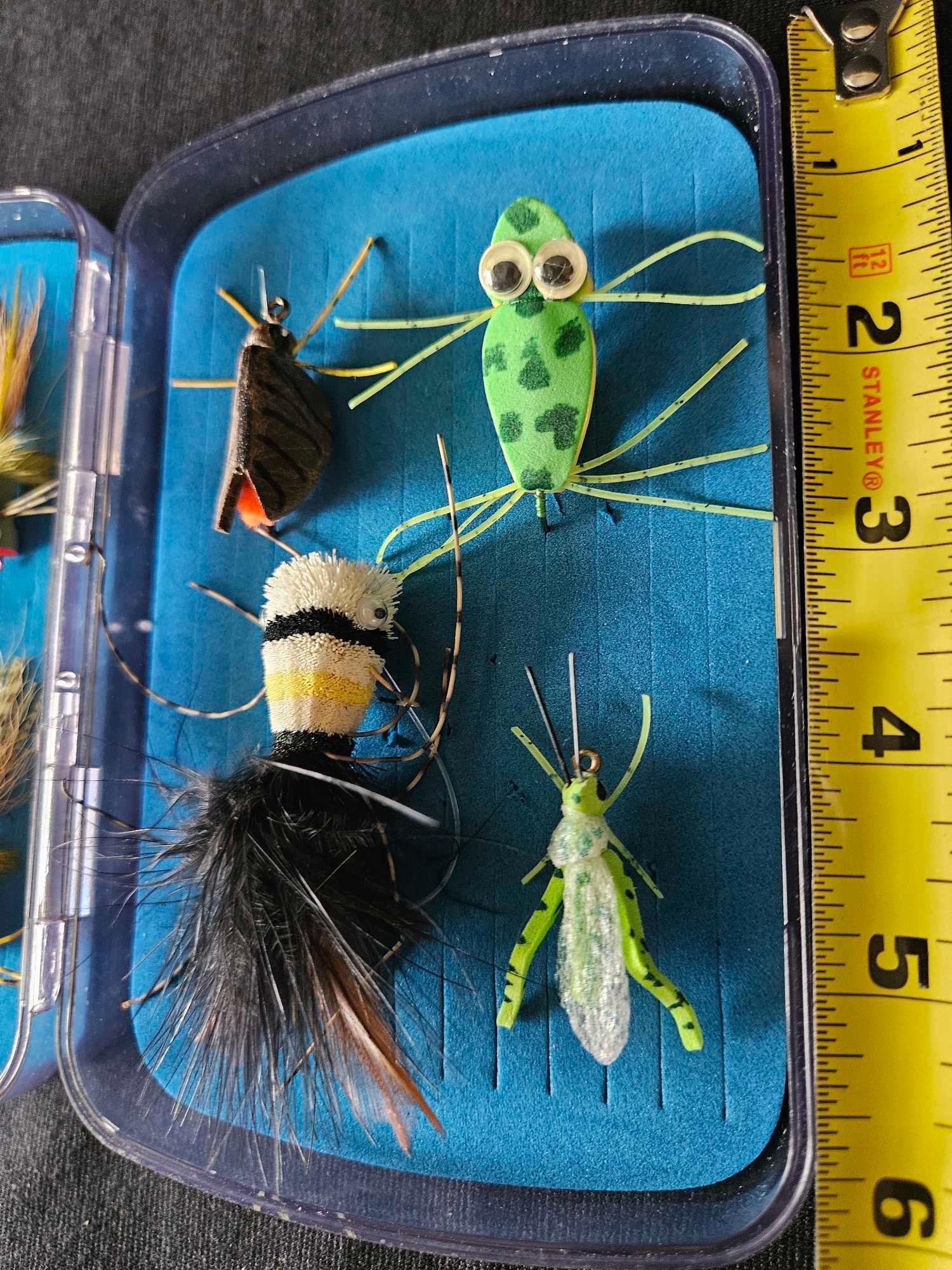 9 FLY FISHING FLIES -6 IN. CLIFFs CRAB SHACK BOX