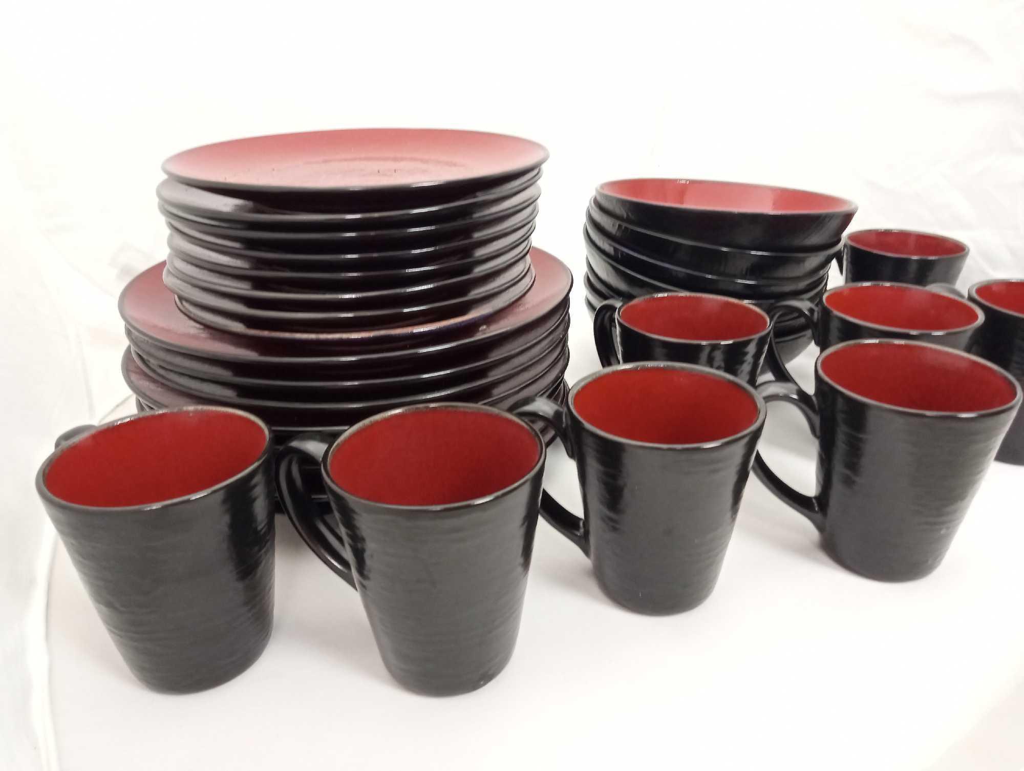 TARGET HOME RED AND BLACK POTTERY DISH SET