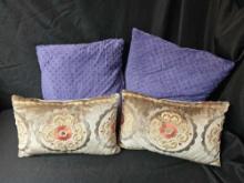 2 Pairs of Decorative Throw Pillows