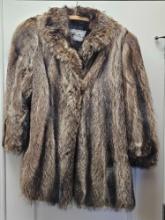 CLASSY! A&M Hurtig LTD Vintage Designer Raccoon? Fur Coat