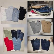 GREAT COLLECTION OF LADIES' JEANS- mostly skinny and jeggings