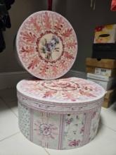 PAIR OF HATBOXES