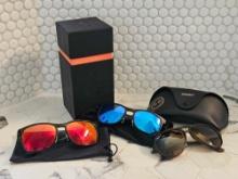 2 pairs Ray-Ban Sunglasses in cases
