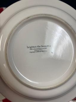FUN CHRISTMAS PLATES, BOWLS FOR THE HOSTESS WITH THE MOSTEST