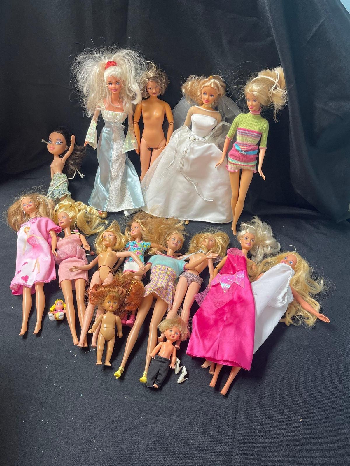 Vintage Collection of Barbies, Skipper, Bratz Doll and more
