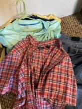 Mens Clothing Inc 3 Pairs of Harley Davidson Jeans and 4 shirts
