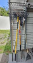 5 Rake grouping including Husky10-tine Welded Bedding Fork