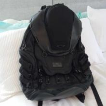 Oakley Kitchen Sink Backpack, Riding Bag