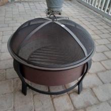 FIRE PIT with mesh cover