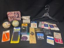 VINTAGE LUCITE STORAGE BOX WITH CONTENTS