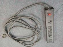 Utilitech 6-outlet power strip with surge protection