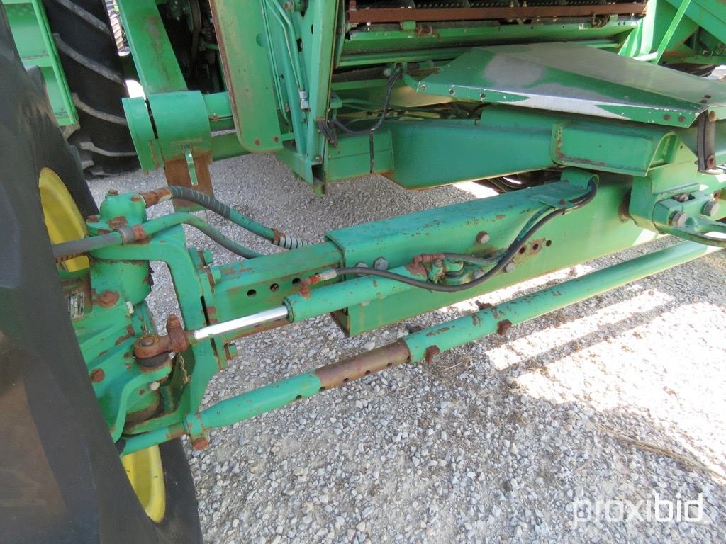 7720 JD Titan II, 30.5x32 R2, 16.9x26, 4 wh., SN 626903