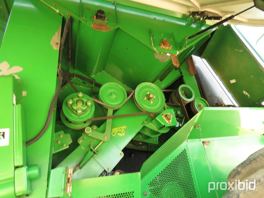 9750 STS JD, 68x50x32 flotation, 4 wh., chopper, 2681 hrs., 2003 yr., SN 700709