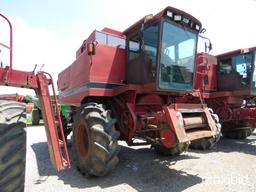 1660 Case IH Combine