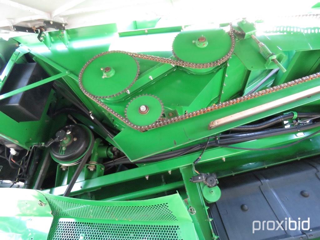 9750 STS John Deere Combine