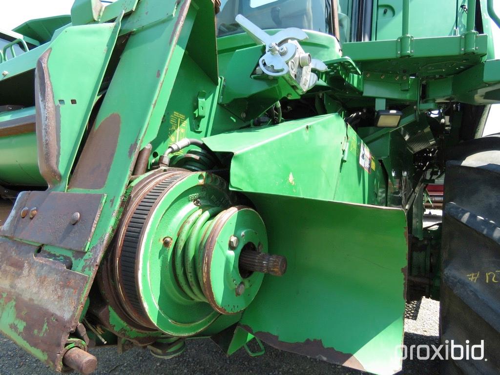 9750 STS John Deere Combine