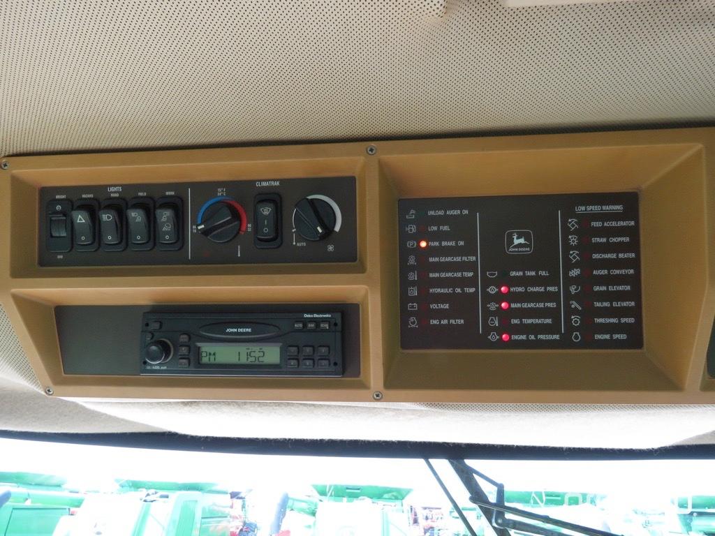 9750 STS John Deere Combine