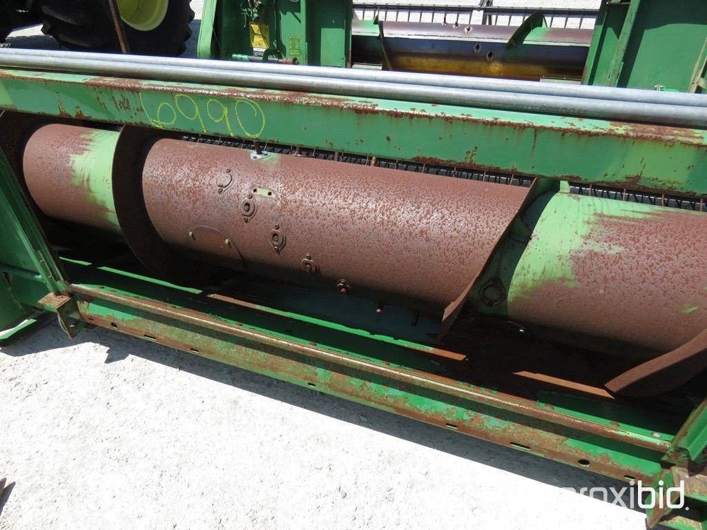 914 John Deere pickup Platform