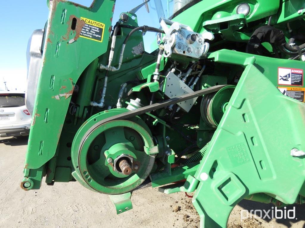 S690 JD combine, 520/85R42 R2 duals, 710/65R26 rear, 4 wh., prem. cab, 260 screen, Pro Drive, Contou